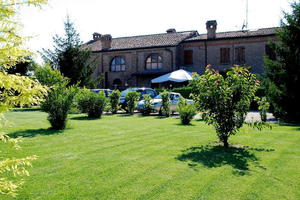 Agriturismo-R&B Corte Dei Gioghi Феррара Екстер'єр фото
