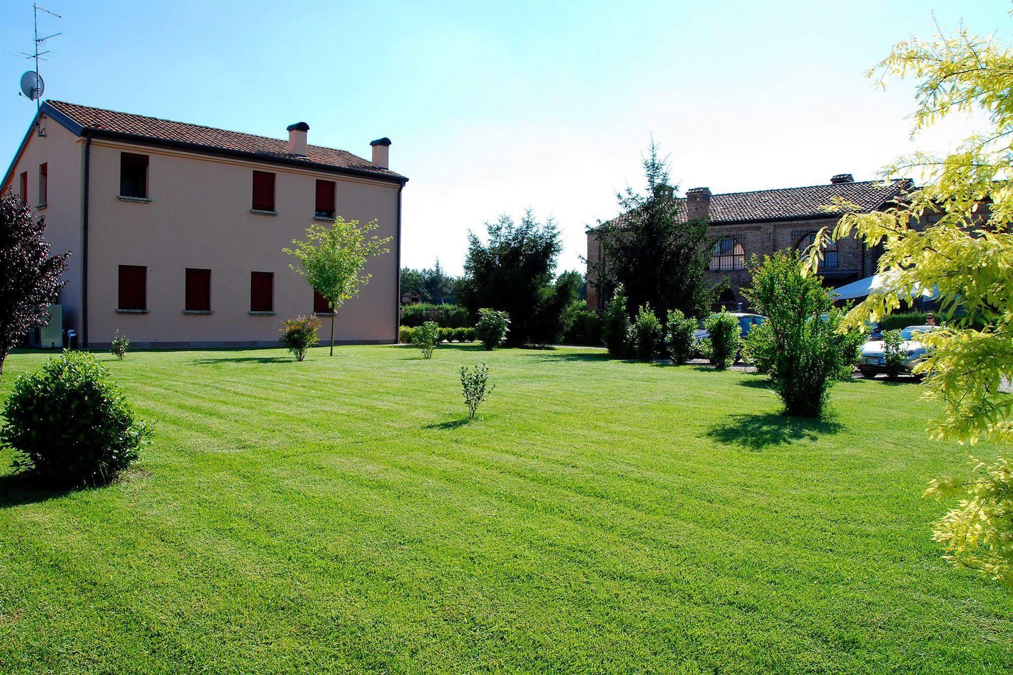 Agriturismo-R&B Corte Dei Gioghi Феррара Екстер'єр фото